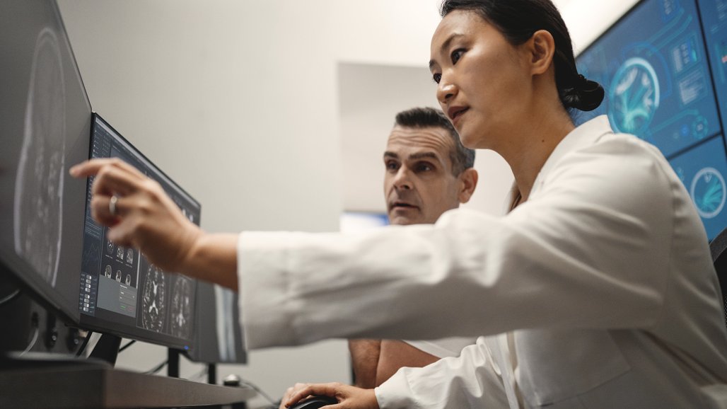 ProteusONE campaign_...re Professionals